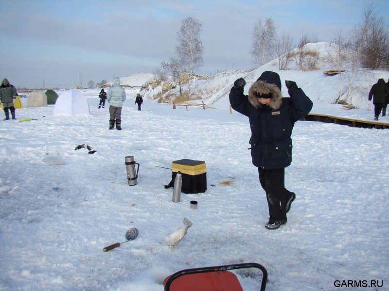 Рыбалка на  озере Бирюзовое январь 2009г. (Челябинская область)