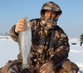 Рыбалка на  озере Бирюзовое январь 2009г. (Челябинская область)